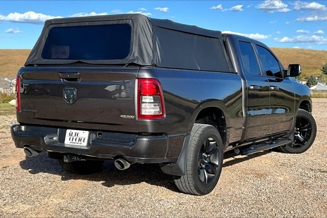 2022 Ram 1500 Big Horn Night Edition photo 3