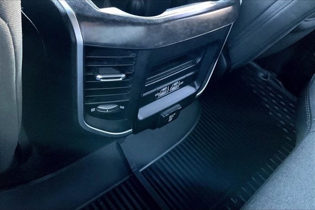 2022 Ram 1500 Big Horn Night Edition photo 8