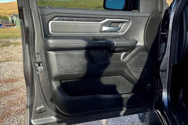 2022 Ram 1500 Big Horn Night Edition photo 17