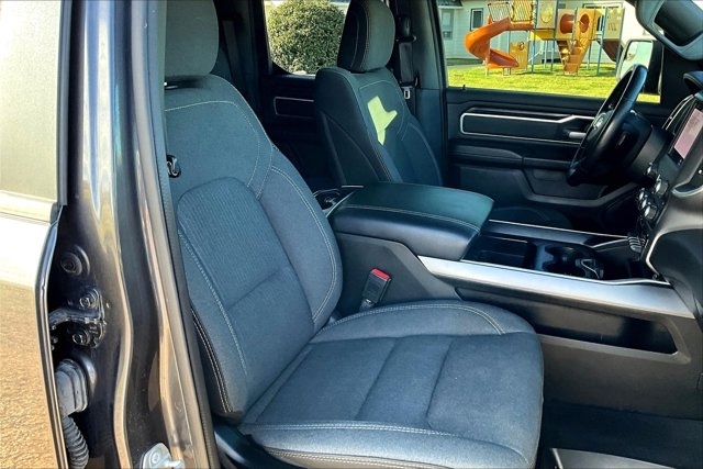 2022 Ram 1500 Big Horn Night Edition photo 25