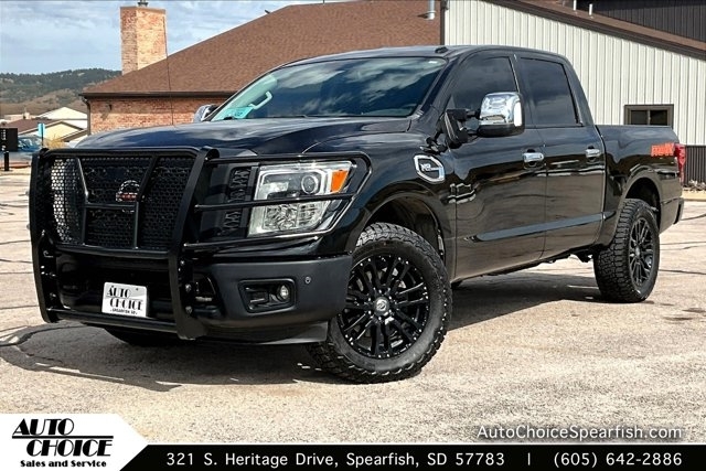 2017 Nissan Titan