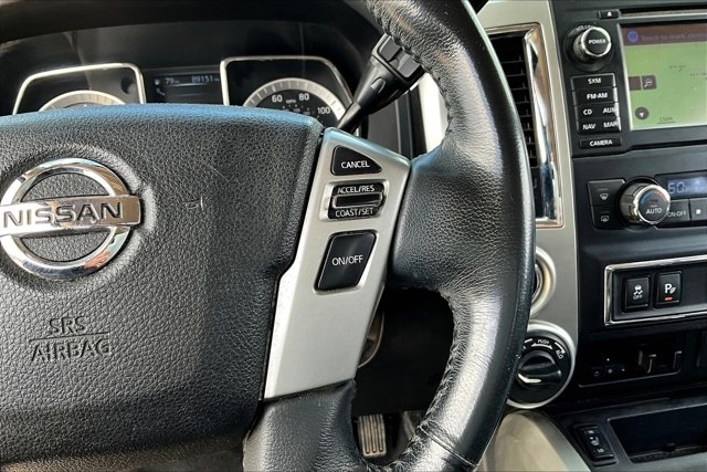 2017 Nissan Titan SL PRO-4X photo 11