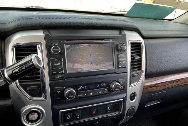 2017 Nissan Titan SL PRO-4X photo 13
