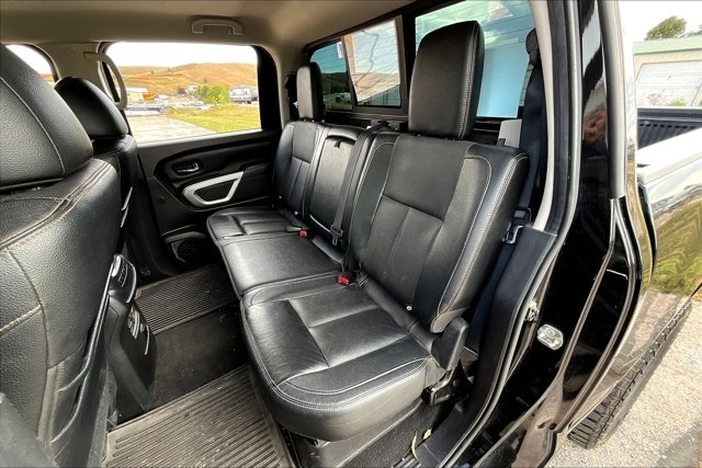 2017 Nissan Titan SL PRO-4X photo 20