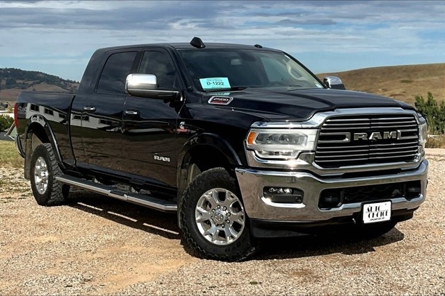 2021 Ram 2500 Laramie photo 3