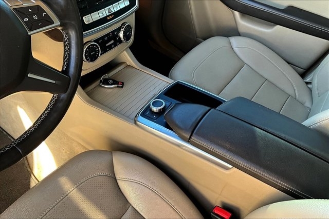 2013 Mercedes Benz ML 350 photo 16