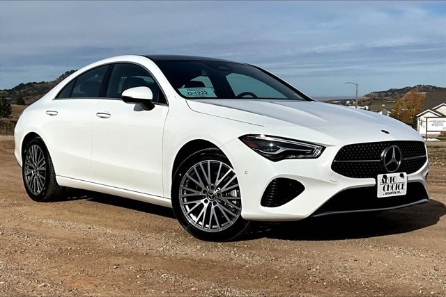 2025 Mercedes Benz CLA 250 4MATIC photo 3