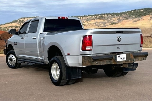 2017 Ram 3500 ST photo 4