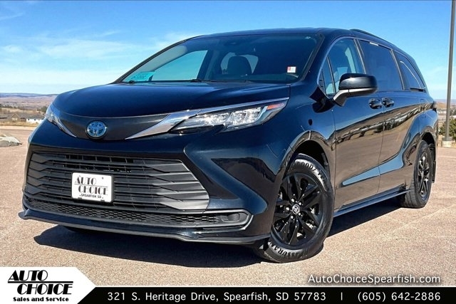 2021 Chrysler Voyager