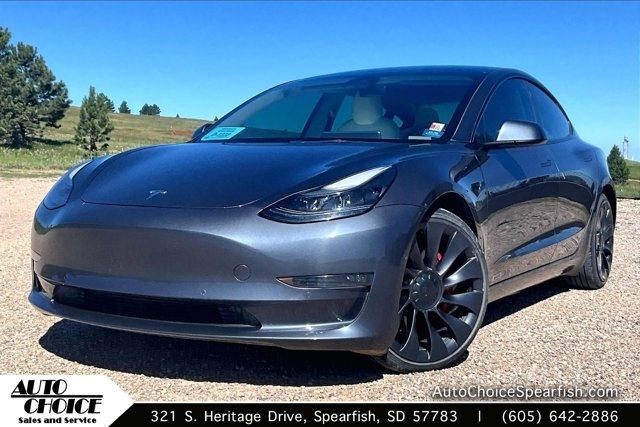 2022 Tesla Model 3 Performance Dual Motor All-Wheel Drive's photo