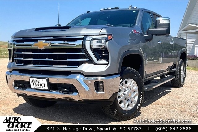 2015 Chevrolet Silverado HD LTZ 4WD Crew Cab Standard Box's photo