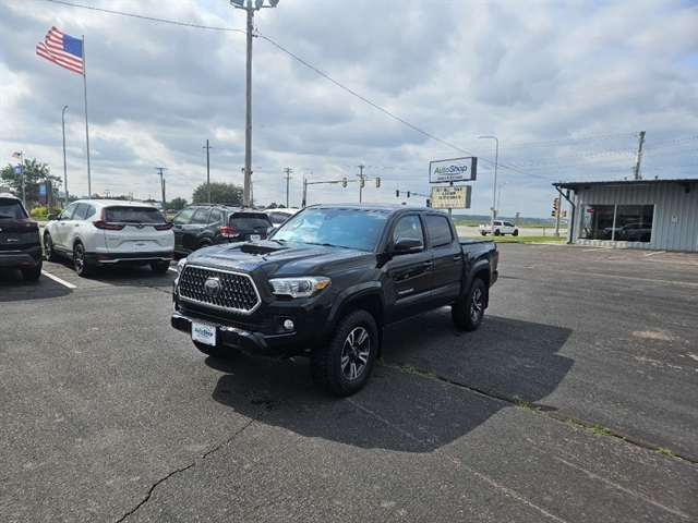 2018 TOYOTA TACOMA