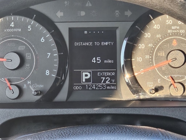 2017 Toyota Sienna LE photo 20