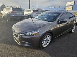 2017 MAZDA MAZDA3