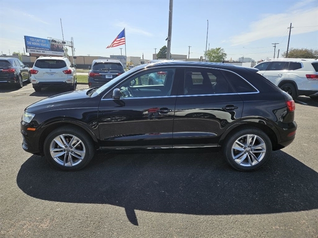 2017 Audi Q3 2.0T Premium Plus Tiptronic quattro's photo