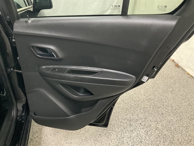 2021 Chevrolet Trax LT photo 20