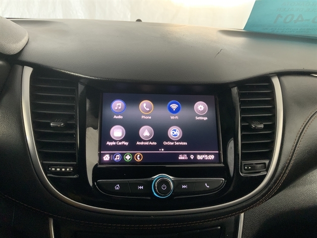 2021 Chevrolet Trax LT photo 23