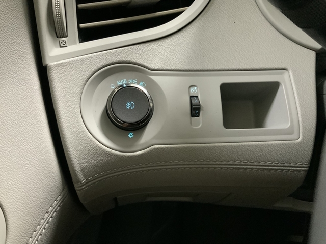 2013 Buick LaCrosse Leather photo 18
