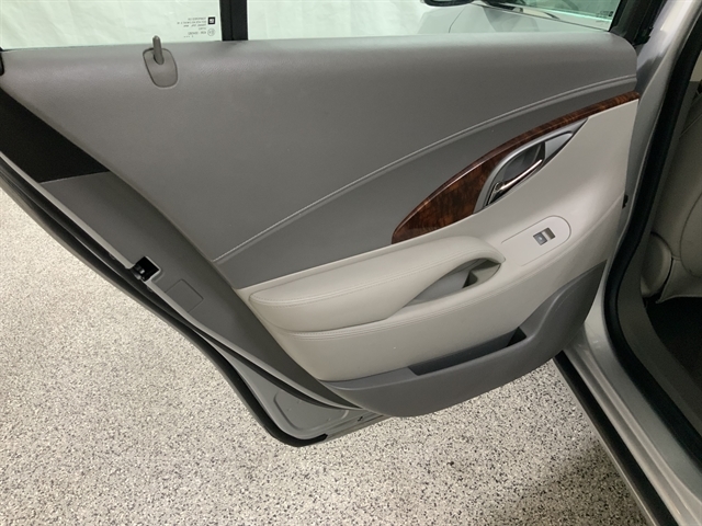 2013 Buick LaCrosse Leather photo 23