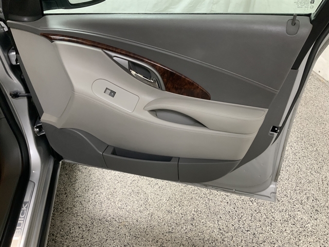 2013 Buick LaCrosse Leather photo 27