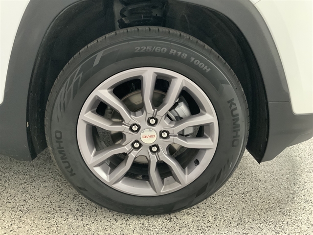2024 Gmc Terrain SLT photo 13