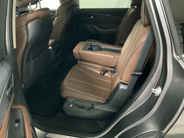 2022 Acura MDX Advance photo 17