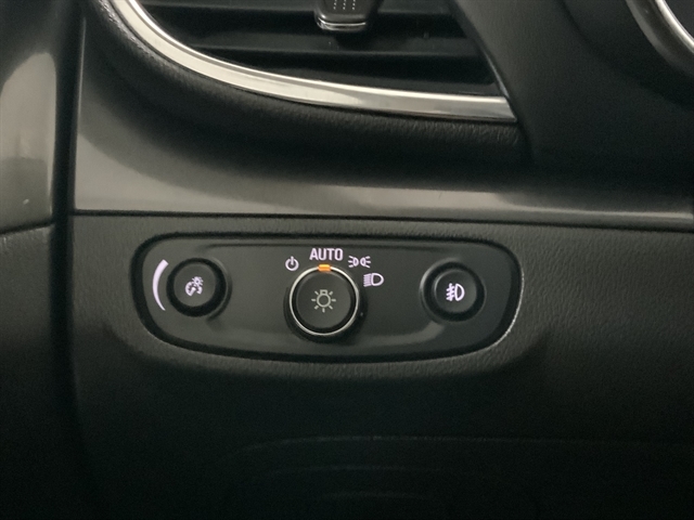 2018 Buick Encore Essence photo 34