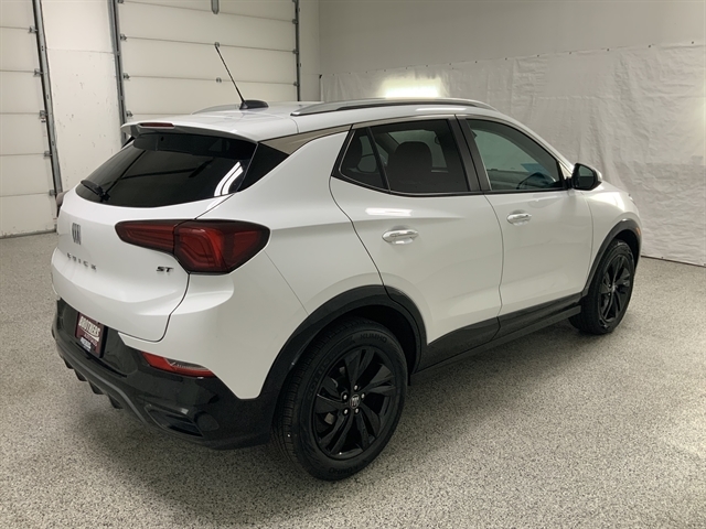 2024 Buick Encore GX Sport Touring photo 4