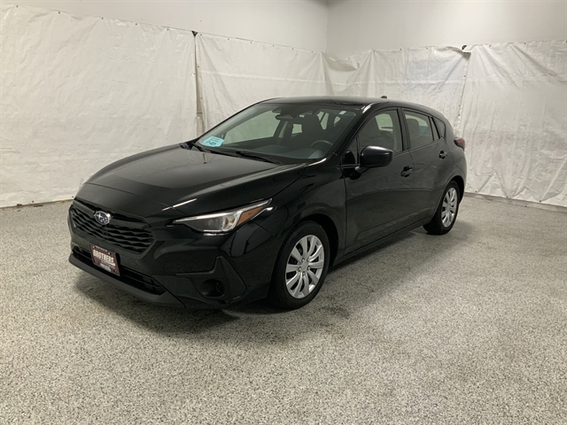 2024 Subaru Impreza Base photo 2