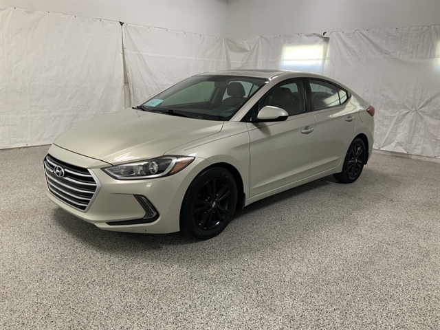 2018 Hyundai Elantra 1.8 Value Edition A/T's photo