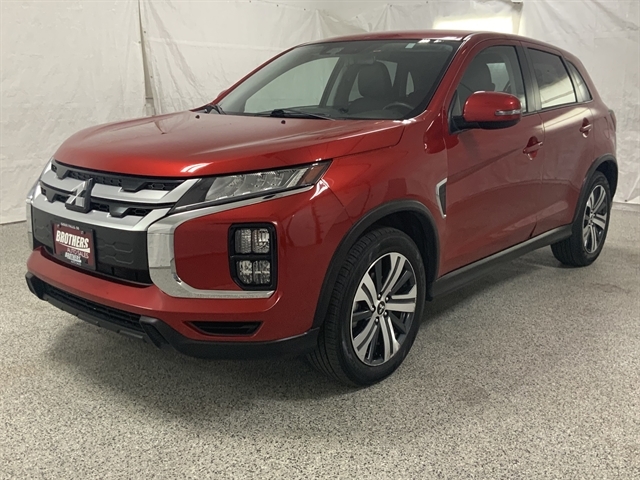 2025 Mitsubishi Outlander Sport 2.0 SE AWC CVT's photo