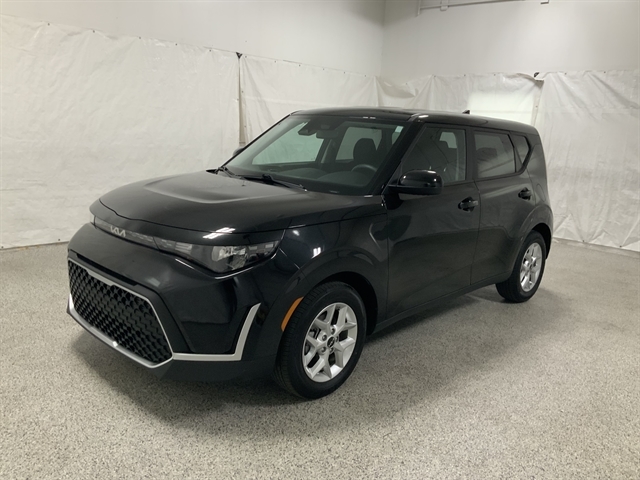2025 Kia Soul 2.0L LX IVT's photo