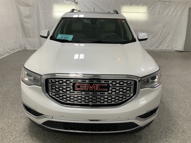 2018 GMC Acadia Denali AWD's photo