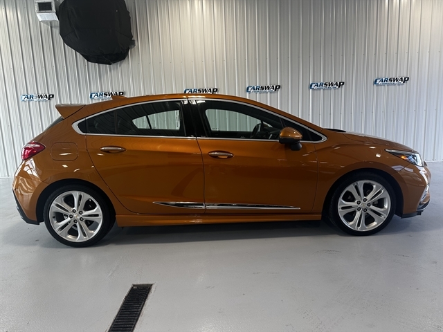 Used 2017 Chevrolet Cruze Premier with VIN 3G1BF6SM3HS565401 for sale in Tea, SD