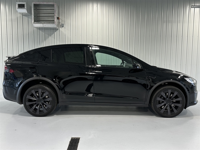 Used 2022 Tesla Model X Plaid with VIN 7SAXCBE61NF330580 for sale in Tea, SD