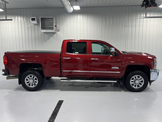 Used 2018 Chevrolet Silverado 3500HD High Country with VIN 1GC4K1EY7JF247109 for sale in Tea, SD