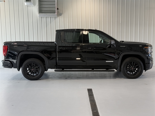 Used 2023 GMC Sierra 1500 Elevation with VIN 1GTUUCED9PZ330048 for sale in Tea, SD