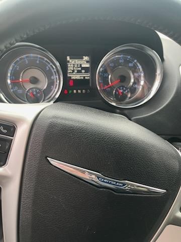 2015 Chrysler Town & Country Touring - Photo 7