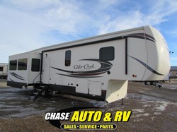 2021 CEDAR CREEK F37MBH