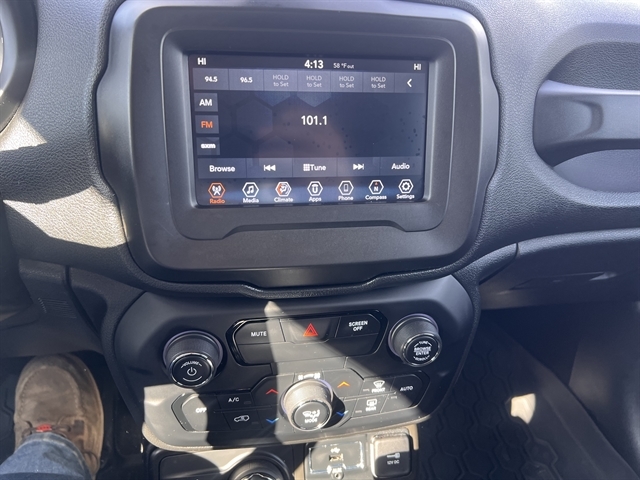 2020 Jeep Renegade Altitude Package 4x4's photo
