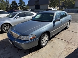 2004 Lincoln Town Car
