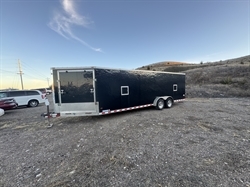 2009 NORTH AMERICAN 24 FOOT ENCLOSED