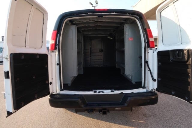 2018 Chevrolet Express 2500 photo 6