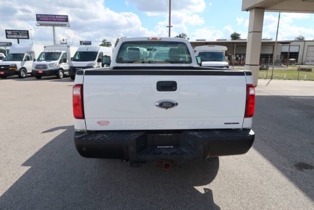 2016 Ford F-250 XL photo 4