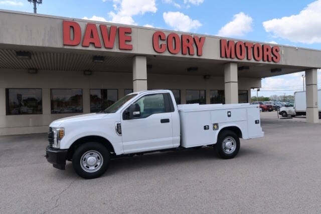2018 Ford F-350 XL Regular Cab 8' Box SRW's photo