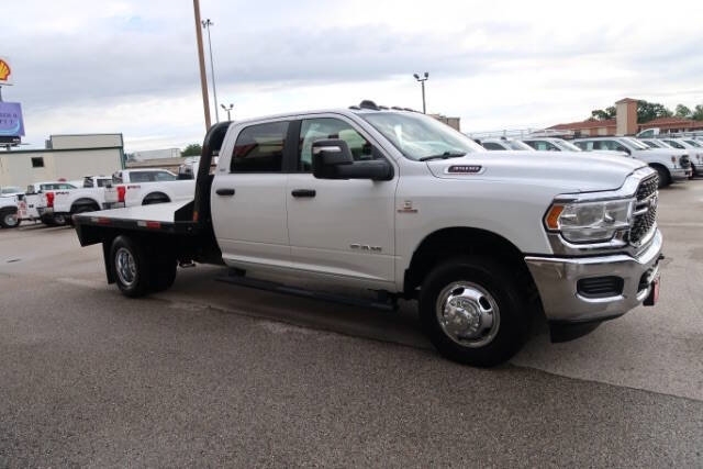 2024 RAM 3500 SLT 4X4 Crew Cab's photo