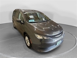 2020 Chrysler Voyager