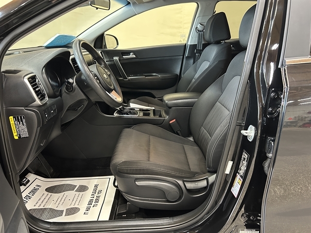 2020 Kia Sportage LX photo 6