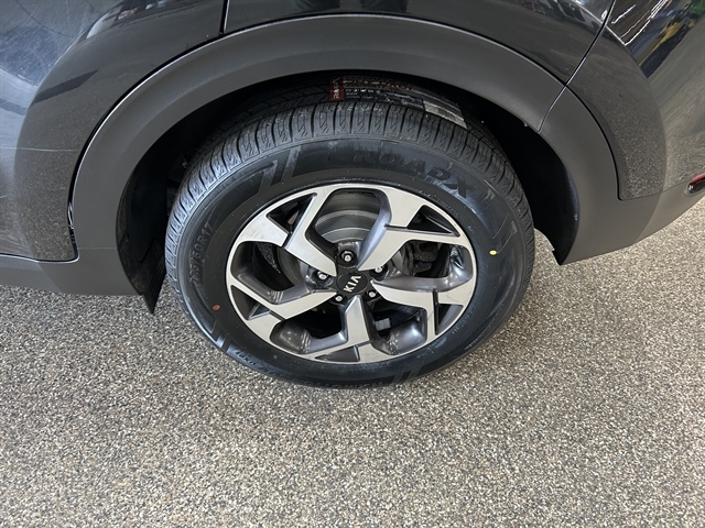 2020 Kia Sportage LX photo 10