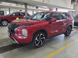 2023 Mitsubishi Outlander